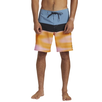 QUIKSILVER BOARDSHORTS SURFSILK PANEL 18" PRIMS PINK